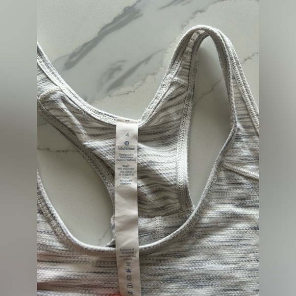 2/$40 Lululemon essential tank white ash heather gray white tank top size 4 - Picture 7 of 7